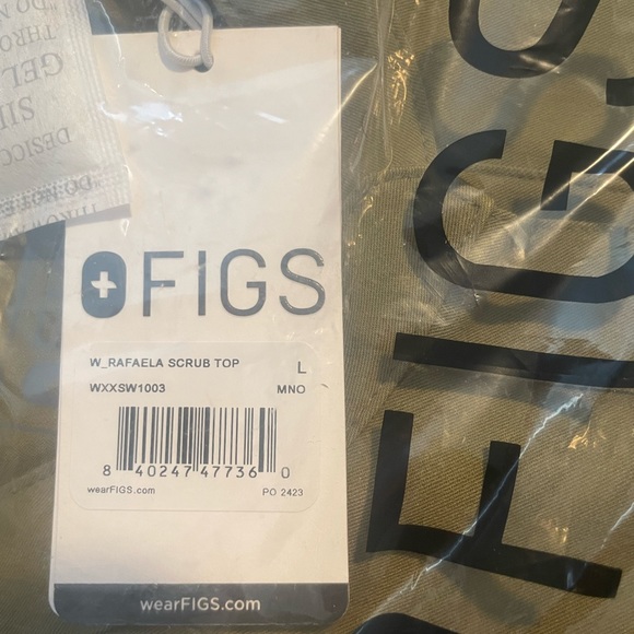 Brand new , 3 tops in size Large & two pairs of pants in size small/tall - Picture 4 of 6